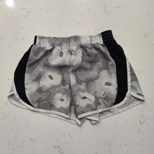 Danskin Now girls shorts